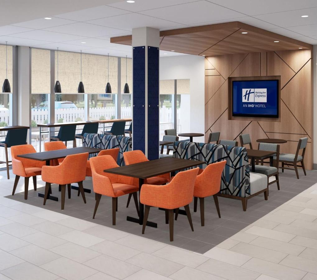 Holiday Inn Express & Suites - Mobile - I-65 By Ihg Exterior photo