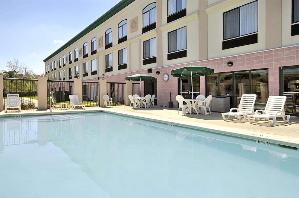 Holiday Inn Express & Suites - Mobile - I-65 By Ihg Exterior photo